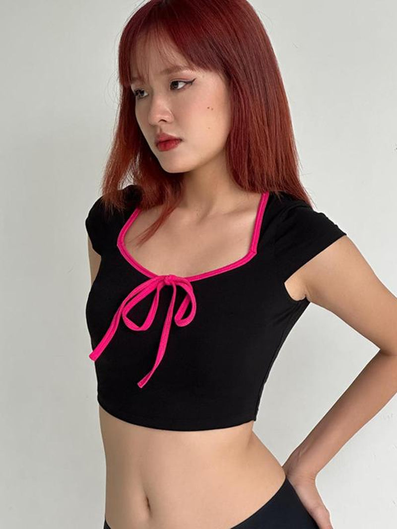 Women'S Chic Y2K Streetwear Plain Bow Contrast Binding Sweetheart Neck Crop Tee, Womenswear, Lady Feminine Basic Trendy Casual Comfort Short Sleeve T-Shirt for Summer, Going Out Tees, Women'S Minimalist Tops for Outdoor, Streetwear, T Shirts for Women